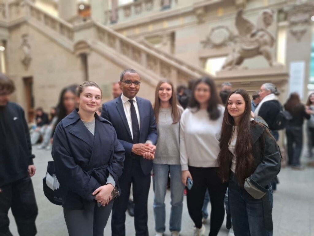 lauréats concours non au harcèlement ORT Strasbourg palais justice
